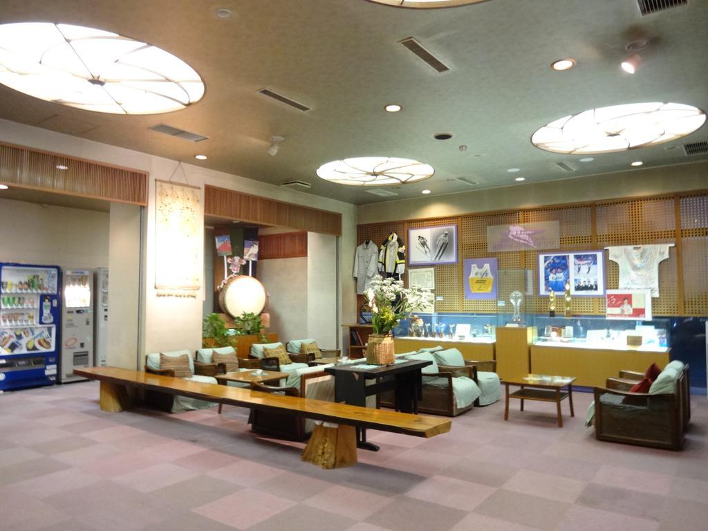 Yorozuya Annex Yurakuan Hotel Yamanouchi  Exterior foto